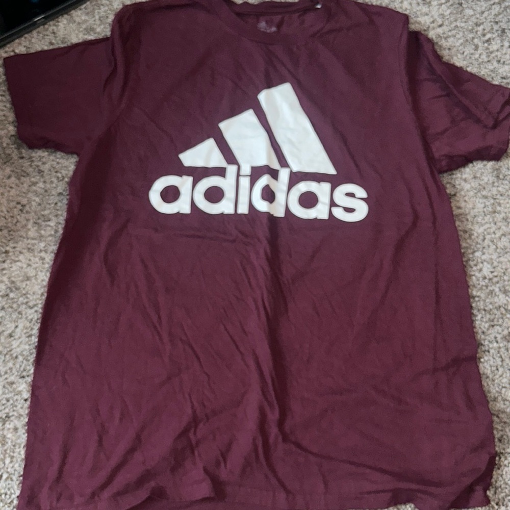 Adidas T-shirt